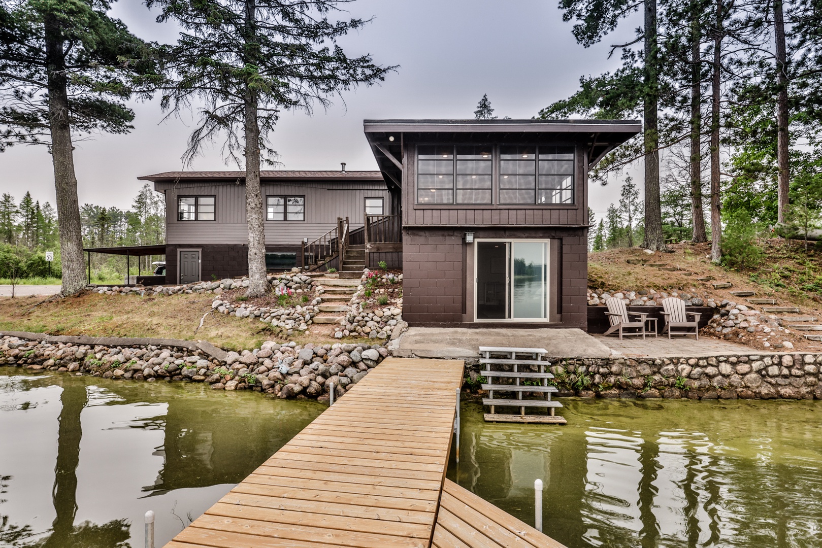 Mid Lake Retreat